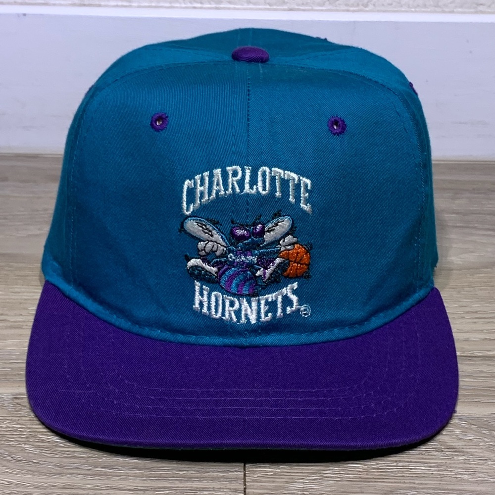 Youth Charlotte Hornets SnapBack Hat
